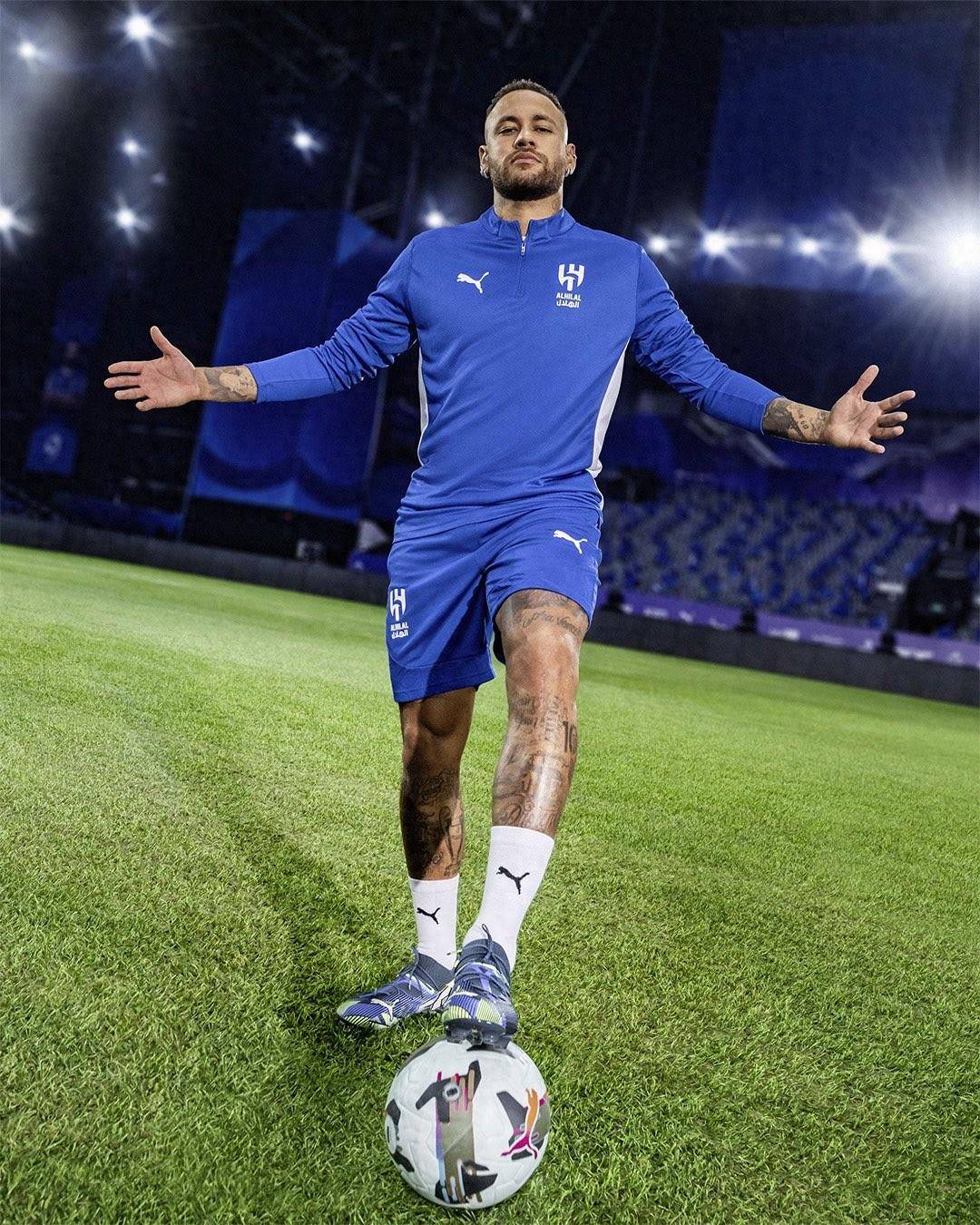 包含内马尔在皇家马德里比赛中持续失利,重返赛场引发热议!比赛高潮迭起的词条 包含内马尔在皇家马德里比赛中持续失利,重返赛场引发热议!比赛高潮迭起的词条