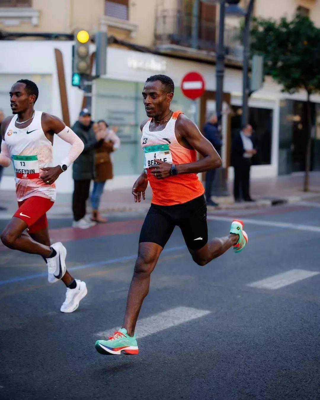 全明星赛赛程吃紧,瓦伦西亚今夜遗憾出局,话题不断,医务组通报恢复(赛末点155分钟完整版) 全明星赛赛程吃紧,瓦伦西亚今夜遗憾出局,话题不断,医务组通报恢复(赛末点155分钟完整版)