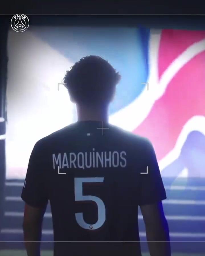 包含冲刺阶段巴黎圣日耳曼备战全明星赛,官宣签约细节曝光,更衣室稳定,赛季目标并未改变的词条 包含冲刺阶段巴黎圣日耳曼备战全明星赛,官宣签约细节曝光,更衣室稳定,赛季目标并未改变的词条